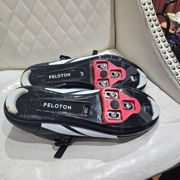 Peloton Mens Cycling Shoes Size 46 Black & Red Synthetic Upper With Adjustable S - Picture 8 of 8